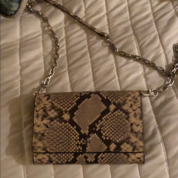 Tory Burch cross body purse - Picture 1 of 1